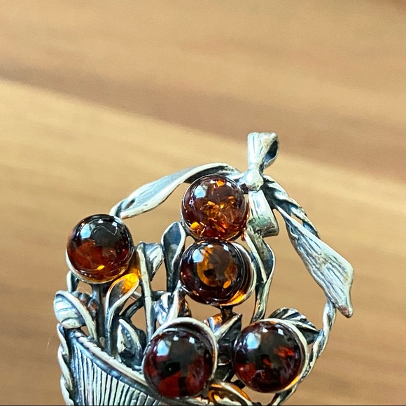 Vintage Sterling Silver Amber Miniature Fruit Basket Pin Brooch Pendant - Picture 8 of 12